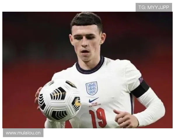 福登：从轮换奇兵到绝对主力的英超冠军蜕变