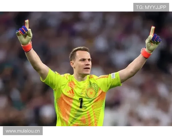 诺伊尔：从传统门将到“门卫”开创者的战术角色演变分析