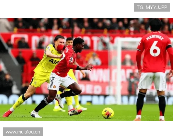 曼联防守体系漏洞频出,球队本赛季成绩稳定性面临考验